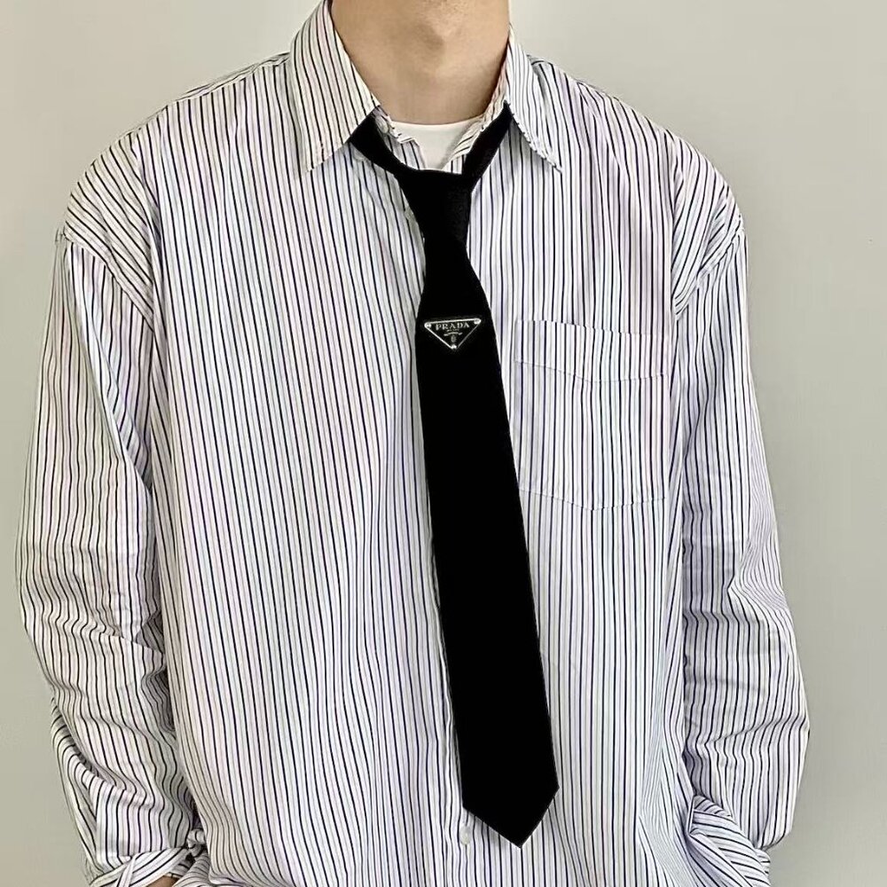 Brand new Prada black tie - comes with a gift box 🎁 (Unisex) - Picture 7 of 8